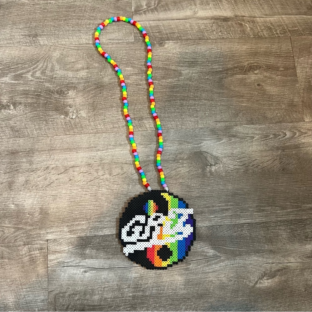 Griz Perler Necklace